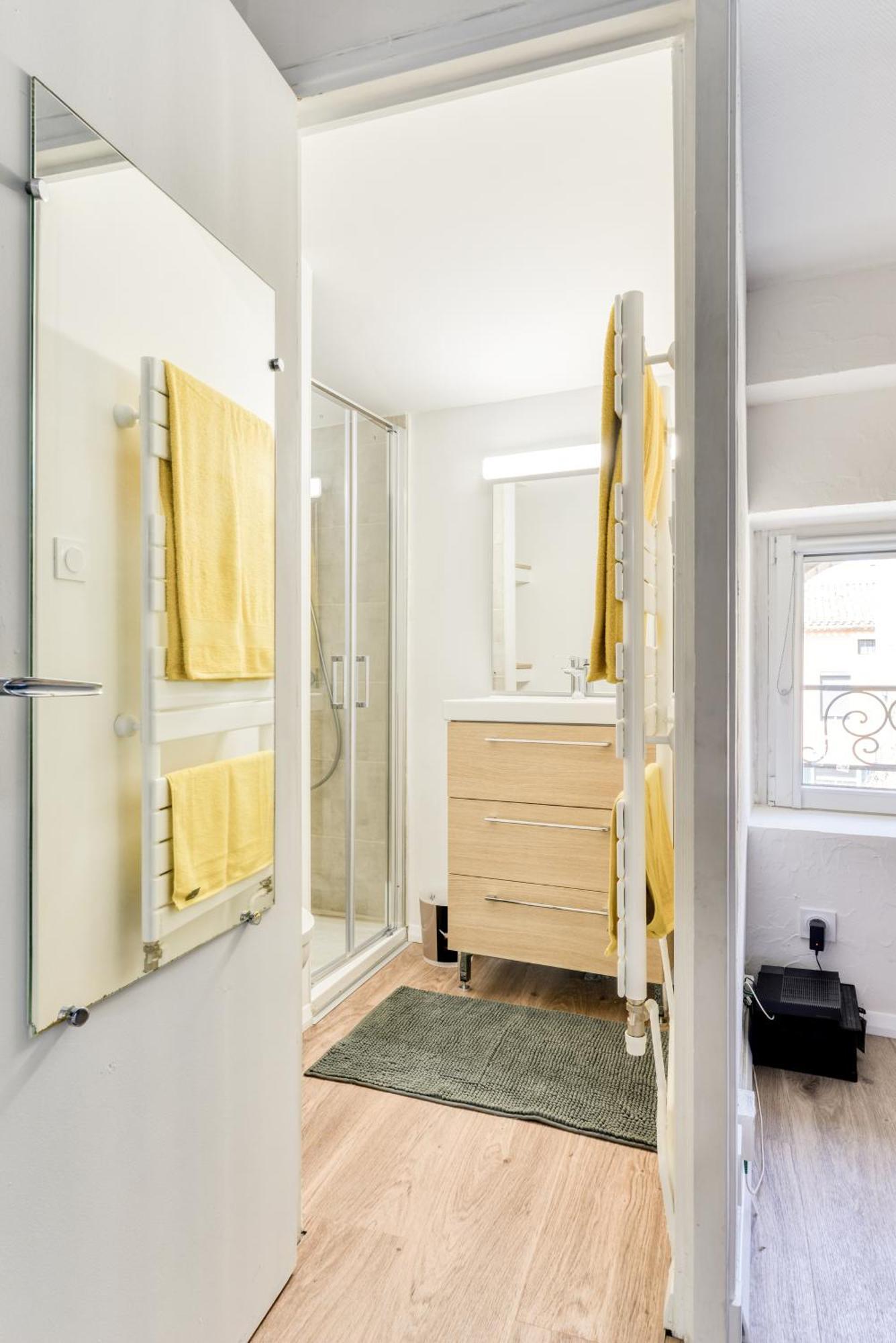 Cote Palais 2-Climatise-Netflix-Fibre Appartement Carcassonne Buitenkant foto