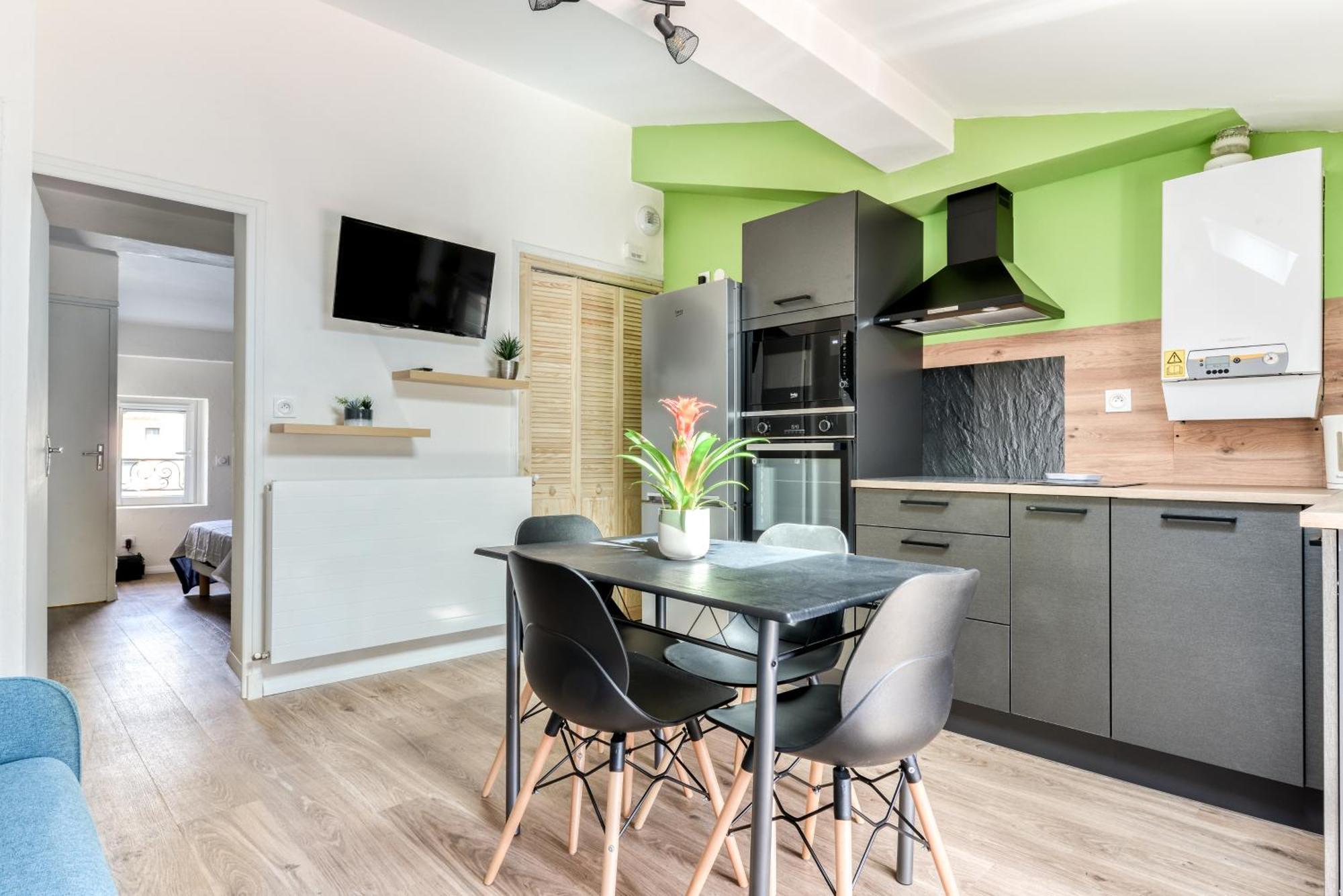 Cote Palais 2-Climatise-Netflix-Fibre Appartement Carcassonne Buitenkant foto